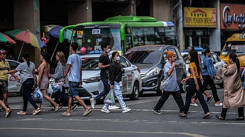 Maghukas, law-ay og sinul-uban sa
publiko’ng lugar sa Cebu City, silotan