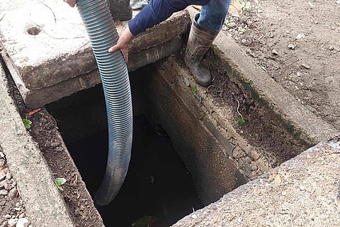 DPWH cleans Mandaue culverts to combat flooding 