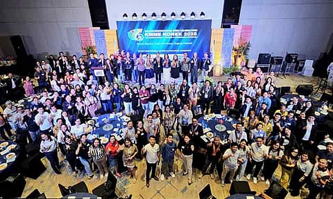 A total of 130 micro, small, and medium enterprises (MSMEs) gathered in Davao City last July 5, for the inaugural KMME Konek 2025: Unlocking Smart Growth and Franchise Potential. Spearheaded by the Department of Trade and Industry (DTI) Region 11, the event at Acacia Hotel in Lanang marked a dynamic convergence of mentorship, growth, and opportunity for graduates of the Kapatid Mentor ME (KMME) Program and other entrepreneurs from across the Davao Region.
