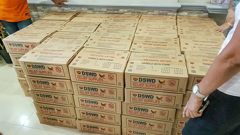 Delivery of family food packs and water in the municipality of Culasi, July 23, 2025 (Photo courtesy of Antique Provinice) 