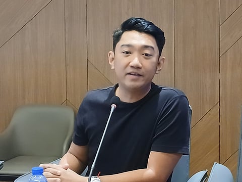BACOLOD. Rodney Ascalon, festival director, says they will limit the participating barangays and schools in this year's edition of the MassKara Festival street and arena dance competition. 