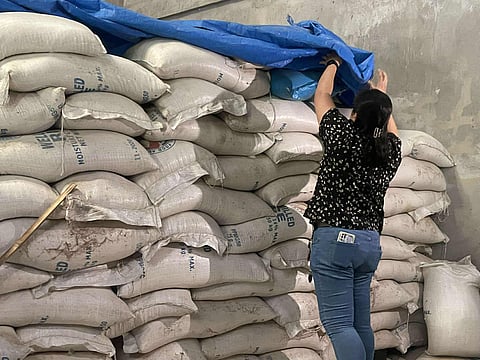 Bugas nga napundo sa bodega sa Mandue City dili na makaon