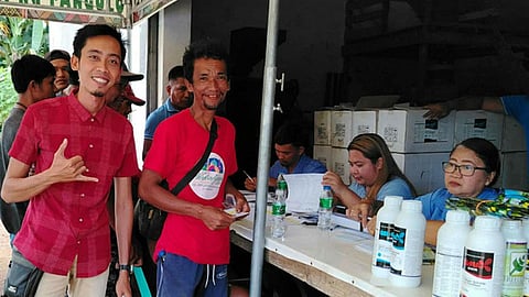 Lamitan City rice farmers receive fertilizer support
