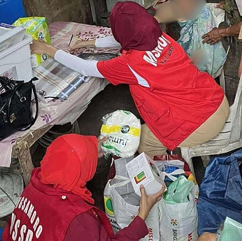 ZAMBOANGA. The Ministry of Social Services and Development in the Bangsamoro Autonomous Region in Muslim Mindanao distributed ‘Hadiya Care Packages’ to 26 vulnerable senior citizens in Maluso, Basilan Thursday, September 11. The distribution of the packages was done house-to-house to the intended beneficiaries. 