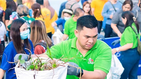 ZAMBOANGA. In a strong display of environmental commitment, SM City Mindpro, in partnership with the Community Environment and Natural Resources Office (CENRO) Zamboanga City, led this year’s International Coastal Cleanup (ICC) at R.T. Lim Boulevard, Zamboanga City on Saturday, September 20. (PR)