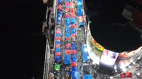 Colon night market hits regulatory wall 