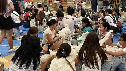 Student volunteers speed up Cebu quake aid