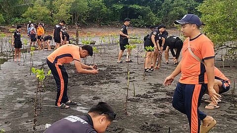 Coast guard leads mangrove planting in Zamboanga del Norte