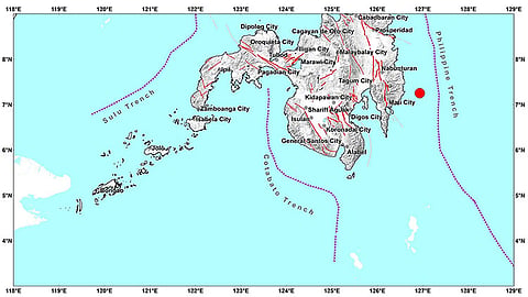 M7.6 earthquake hits Davao Oriental
