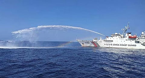 China Coast Guard miabog sa 2 ka barko sa Pilipinas sa Pag-asa Island