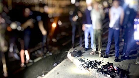 Pulis ug manager nanindag pusil dakpan sa entrapment