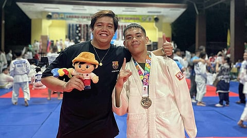 GOLD FOR DAVAO. Fourteen-year-old judoka Calvin Quinn Posadas (second from left) proudly stands on the podium after winning Davao City’s first gold medal in the Batang Pinoy 2025 National Championships at the Lagao Elementary Gym in General Santos City. Posadas defeated his Baguio City opponent, 1–0, to defend his title in the boys’ 12–14 –78 kg juvenile division.