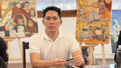 Mayor Frasco mihatag og katin-awan bahin sa garbage bag system sa Liloan