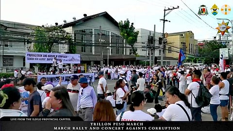 Police Regional Office in Western Visayas (PRO 6) and the Iloilo City Police Office (Icpo) secure peaceful and incident-free “Trillion Peso March 2.0” rallies across Western Visayas on November 30, 2025, as more than 3,130 participants call for transparency and accountability. 

(Photo courtesy of Archdiocese of Jaro, Commission on Social Communications)