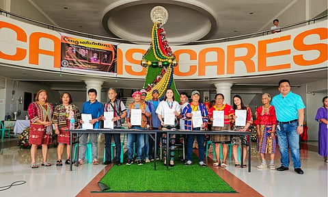 In a landmark move on January 12, 2026, the Provincial Government of Davao del Sur, led by Governor Yvonne Cagas and Vice Governor Marc Cagas, signed a Memorandum of Agreement (MOA) to develop the Mt. Apo Agri-Ecotourism Park in Barangay Kapatagan, Digos City, while also receiving a valuable donation of 11 cultural artifacts from the Tribal Council of the Bagobo-Tagabawa.  