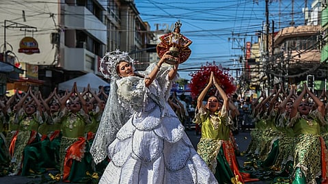 Thousands witness Sinulog Grand Parade 2026 