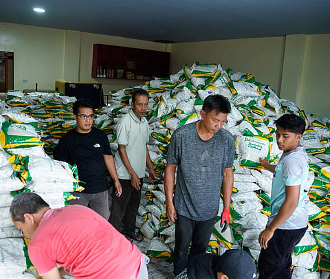 ZAMBOANGA. The provincial government of Basilan continues to distribute Rice Sadaqah to the residents observing Ramadan in the different parts of the province. 