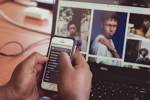 Caught wife’s relationship with chatmates