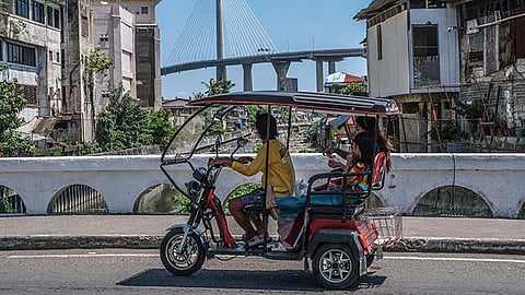 Metro Cebu turns to EVs, free rides