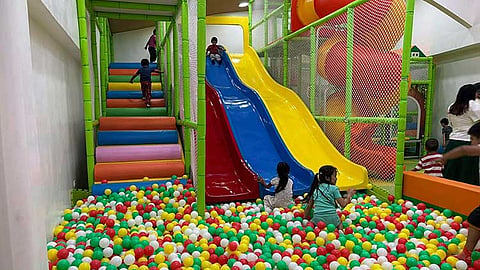 Labangon gets 30-year facility rights, opens play center