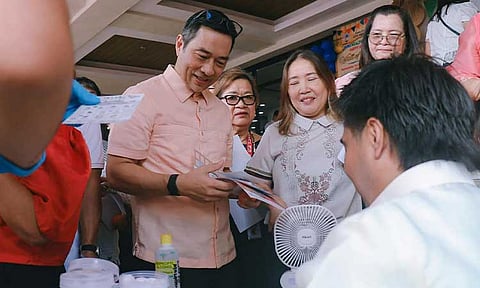 Mayor Carmelo “Jon” Lazatin II led the launching of the Healthy Workplace Program of the Angeles City Health Office for the welfare of local government employees.

Lazatin joined other city government officials during a ribbon-cutting ceremony for the program and the Puso Center Employees’ Clinic.

The event marked the official opening of a more accessible and enhanced healthcare service for city hall personnel. 

Photo courtesy of Angeles City Information Office