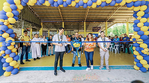 Benitez inaugurates 6 infra projects in Victorias City