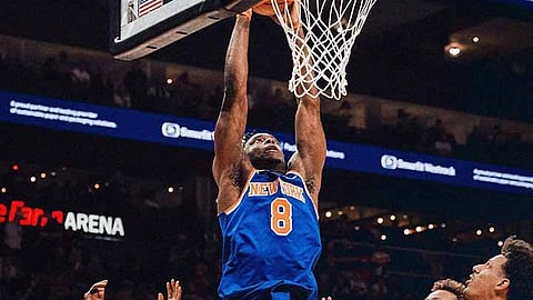 Knicks dismantle Hawks