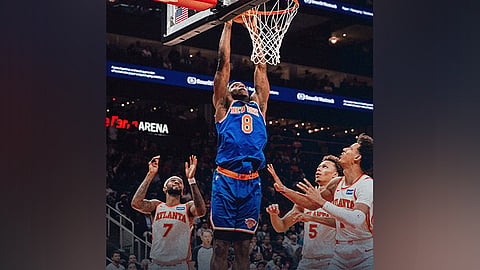 Knicks dismantle Hawks