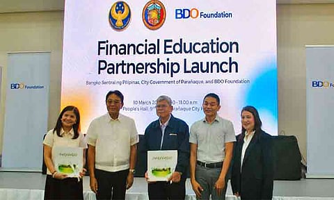 Financial empowerment for fisherfolk. Representatives from Parañaque’s fisheries sector, BSP, BDO Foundation, and other stakeholders gathered at the Parañaque City Hall to witness the launch of the partners’ financial education program.