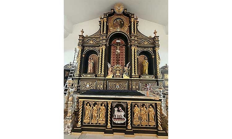 Kapampangan-made altar unveiled in U.S. parish