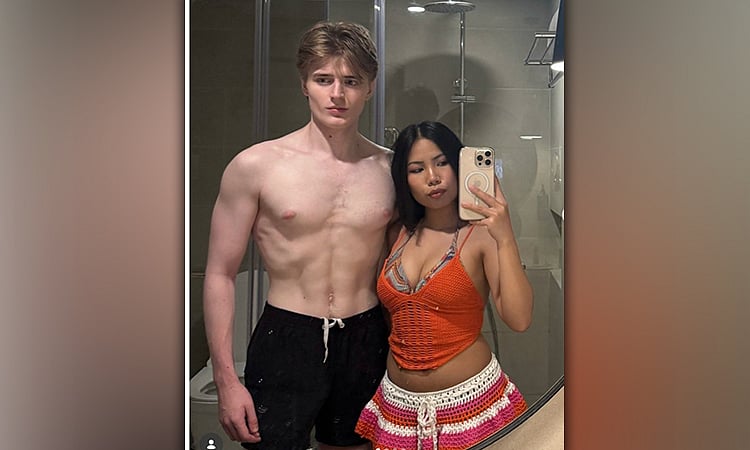 Lie Reposposa splits from British fiancé