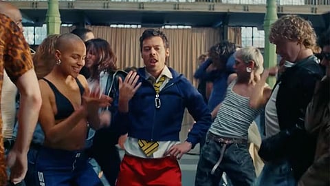 Harry Styles drops vibrant disco-funk MV for ‘Dance No More’