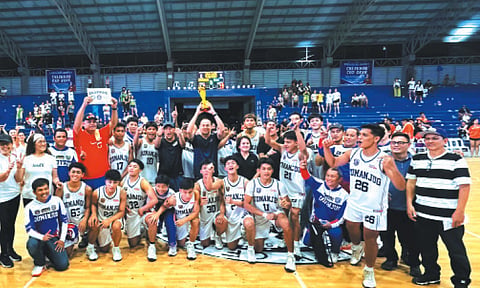 INAUGURAL CHAMP. Dumanjug becomes the first Calderon Cup champion after sweeping Malabuyoc in the Finals.  / 