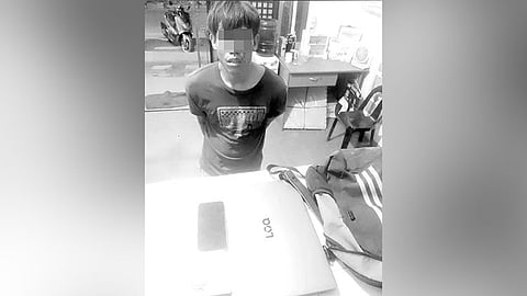 Nangawat og gadget, sikop sa mga istambay