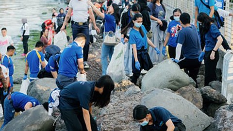 Communities unite at R.T. Lim Boulevard for SM-led coastal cleanup drive