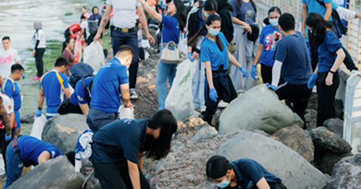 Communities unite at R.T. Lim Boulevard for SM-led coastal cleanup drive