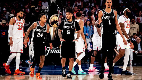 Spurs inilog nga mokampyon sunod season