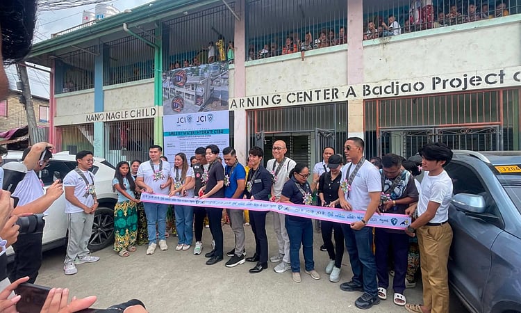 Cebu, Japan JCI launch clean water project for Badjao families