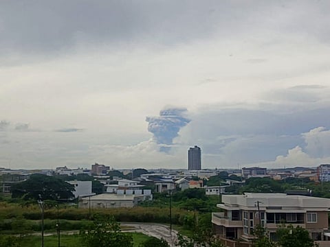 Kanlaon Volcano erupts, sends ash plume up
