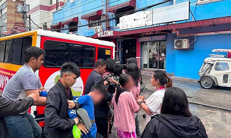 AC gov't rescues 6 minors from red-light district