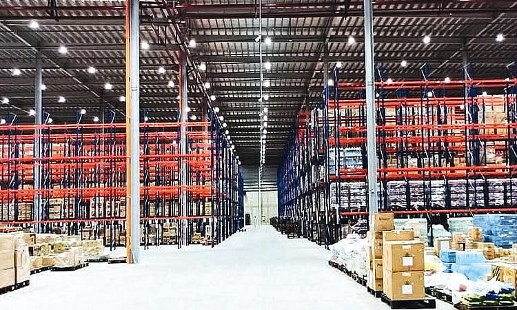 Cebu lacks large logistics hubs