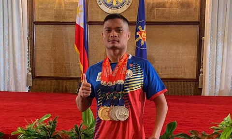 AT MALACAÑANG. Decorated Dabawenyo para swimmer Ernie Gawilan strikes a pose inside Malacañan Palace where President Ferdinand Marcos, Jr. awarded cash incentives to medalists of the 32nd Southeast Asian (SEA) Games and 12th Asean Para Games Wednesday, August 9, 2023.