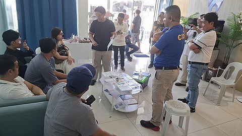 Dental clinic nga way permit gironda, 3 Vietnamese sikop 