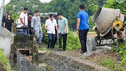 Marcos vows accountability 
over flood control anomalies 