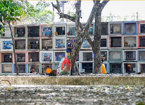 Dul-an sa 800 ka gilubong sa komun nga sam-ang sa Lapu-Lapu, ugkaton