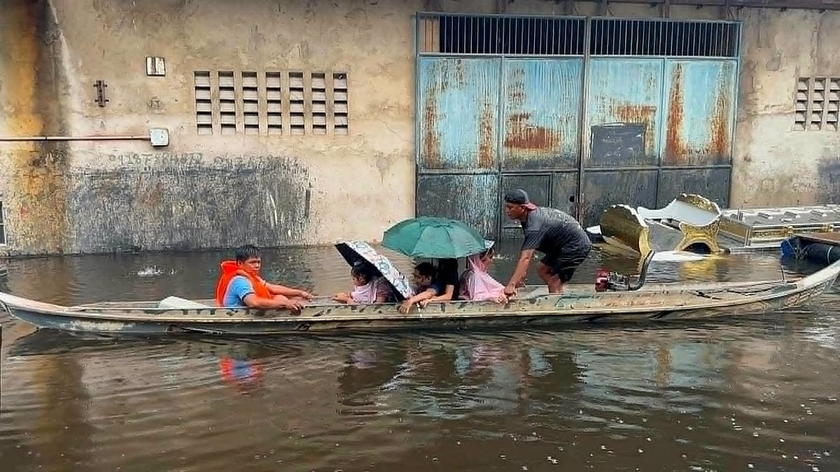 Floods disrupts power, water supply in 6 Pampanga towns