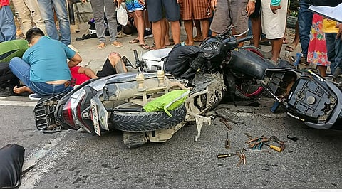 2 ka motor nagbangga sa intersection, 4 angol