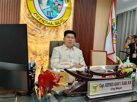 ZAMBOANGA. Mayor Khymer Olaso on Monday, September 7, orders for stricter verification of beneficiaries of the social pension program of the local government for senior citizens to ensure that financial assistance goes only to bona fide residents of Zamboanga City. 