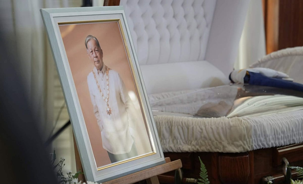 Palace declares Sept. 12 a day of national mourning for Dr. Resil Mojares