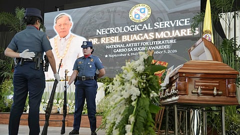 Gideklarar ni Presidente Ferdinand R. Marcos Jr. ang Septiyembre 12, 2026, isip Adlaw sa Nasodnong Pagbangutan  alang sa National Artist for Literature Resil B. Mojares nga namatay niadtong Septiyembre 5, 2026, sa edad nga 83. (Hulagway iya ni John Rey Tanjusay)